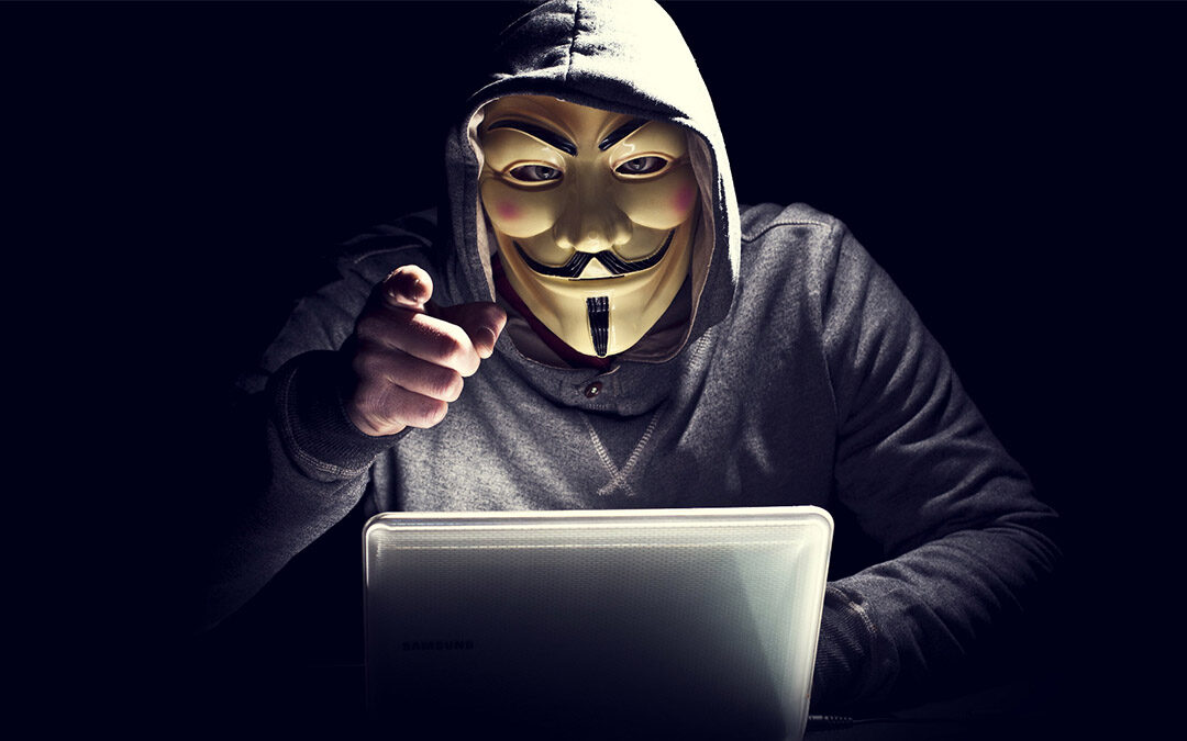 anonymous apontando para você
